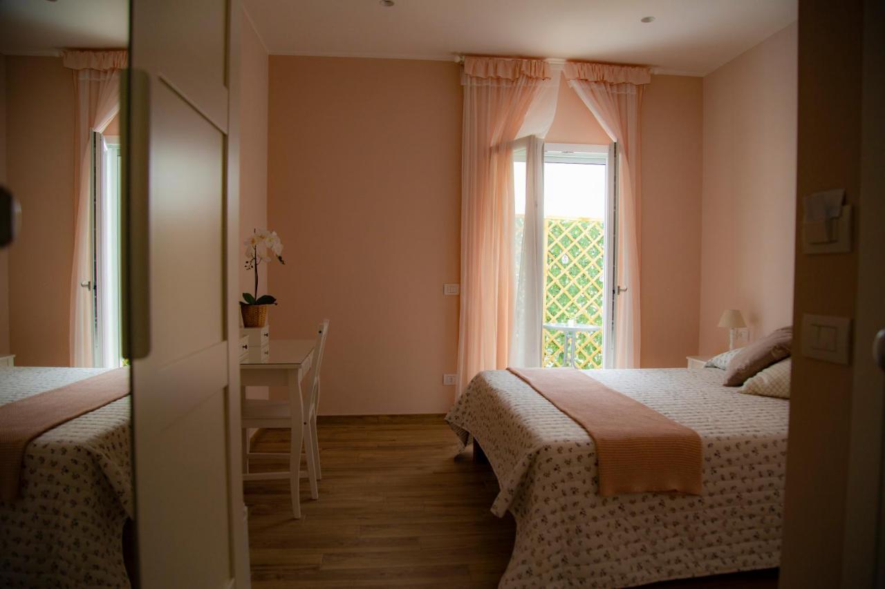 Il Granello Bed & Breakfast Fiumicino Ngoại thất bức ảnh